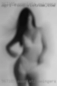 Soonlatz swingers take black cock